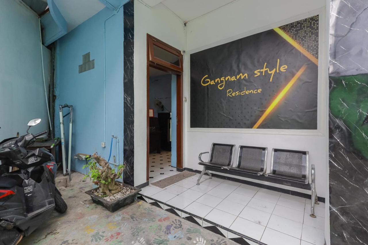 Reddoorz Near Mayapada Hospital Surabaya Exterior photo