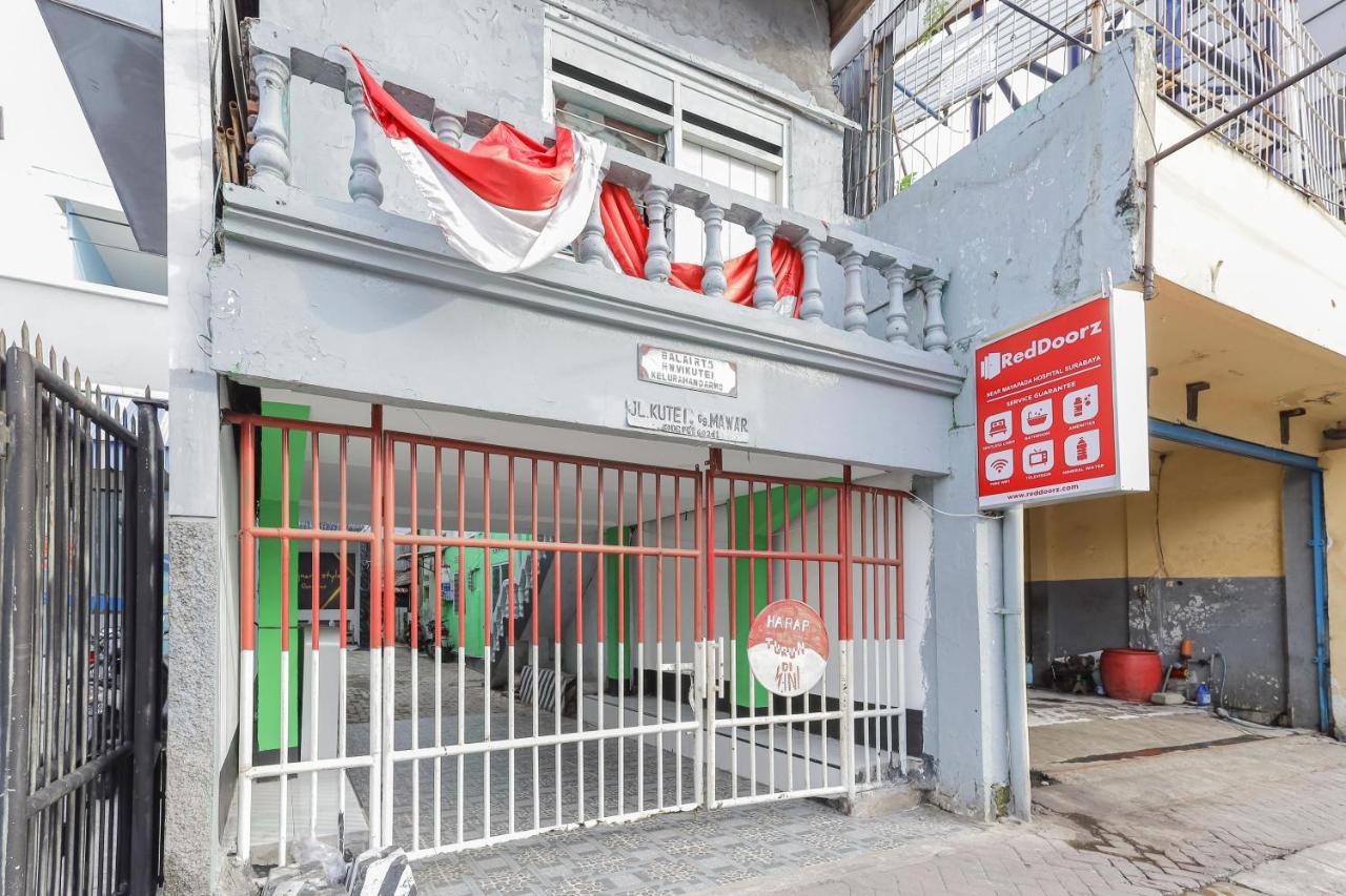 Reddoorz Near Mayapada Hospital Surabaya Exterior photo